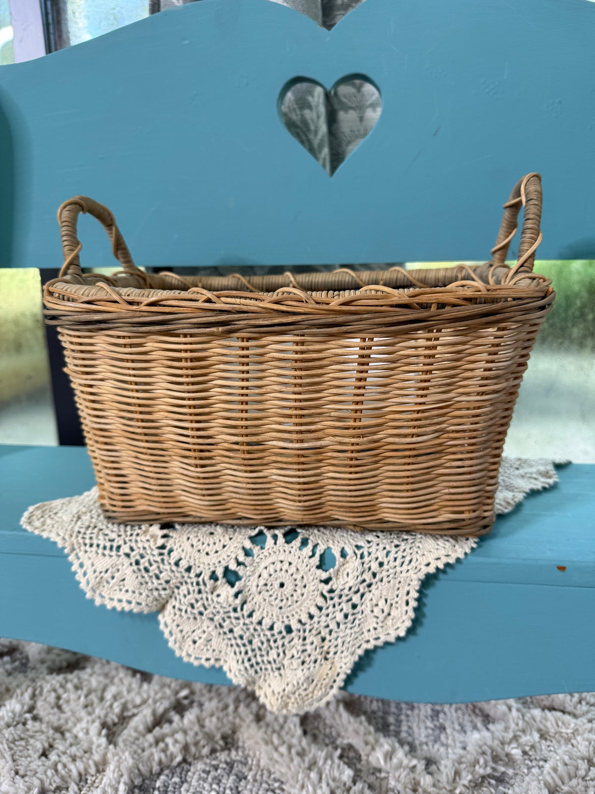 Vintage Wicker Basket with Red & Blue Floral Ceramic Tiles – Cottage Storage