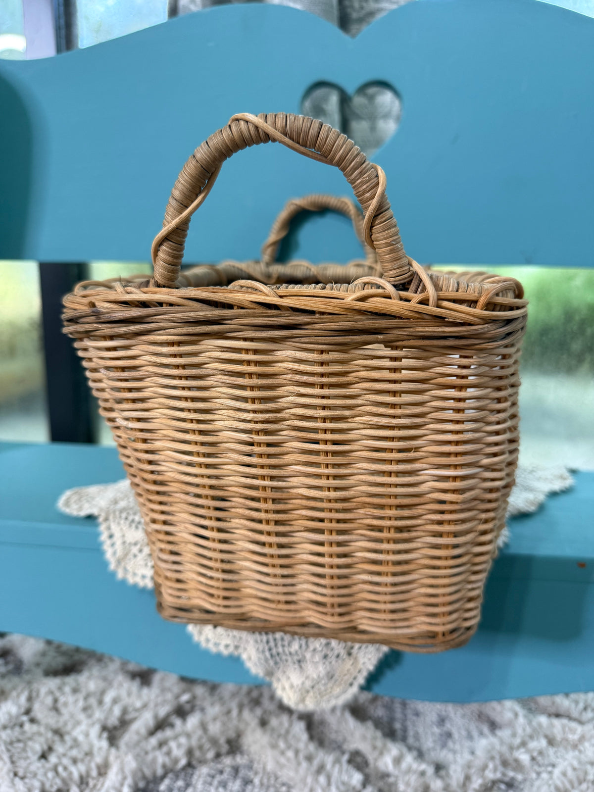 Vintage Wicker Basket with Red & Blue Floral Ceramic Tiles – Cottage Storage