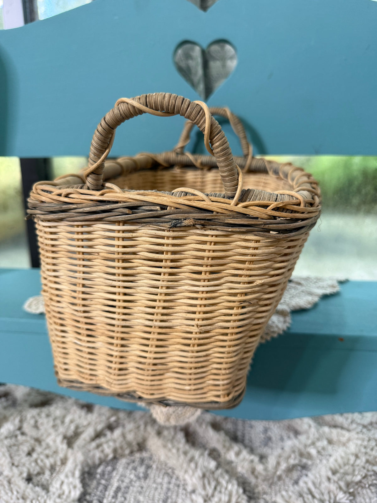 Vintage Wicker Basket with Red & Blue Floral Ceramic Tiles – Cottage Storage